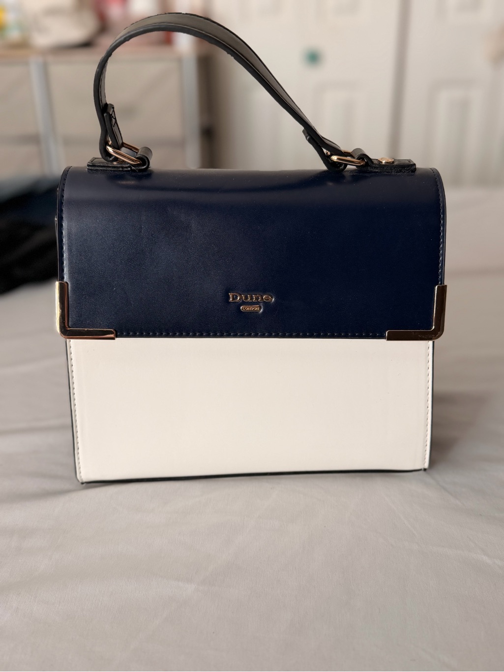 Two-Tone Navy And Cream Dune Crossbody